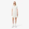 Abito da donna con colletto polo plissettato Abito da donna con colletto polo plissettato