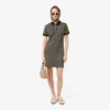 Abito polo da donna slim fit con monogramma Abito polo da donna slim fit con monogramma