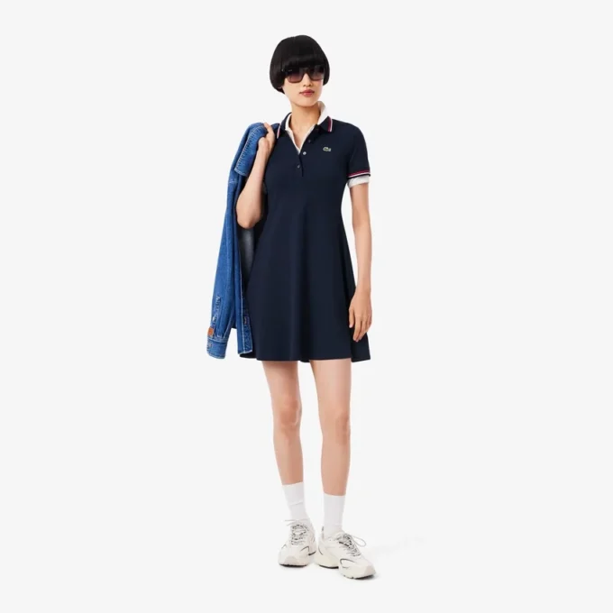 Abito skater da donna con collo Polo elasticizzato Abito skater da donna con collo Polo elasticizzato