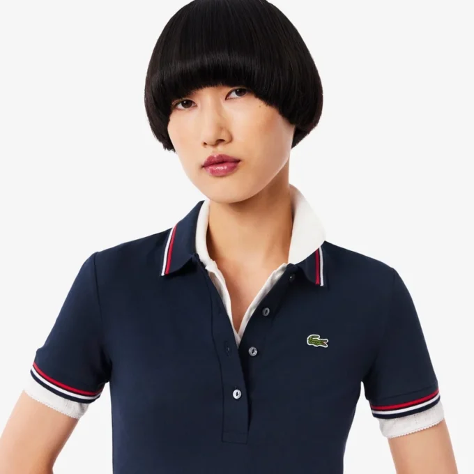 Abito skater da donna con collo Polo elasticizzato Abito skater da donna con collo Polo elasticizzato