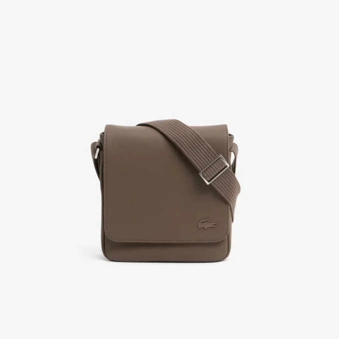 Borsa a tracolla classica con chiusura a patta Borsa a tracolla classica con chiusura a patta