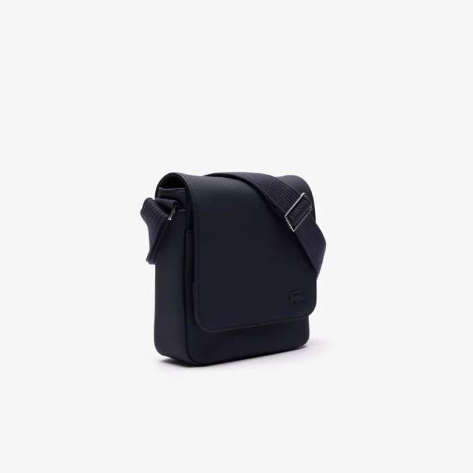 Borsa a tracolla classica con chiusura a patta Borsa a tracolla classica con chiusura a patta