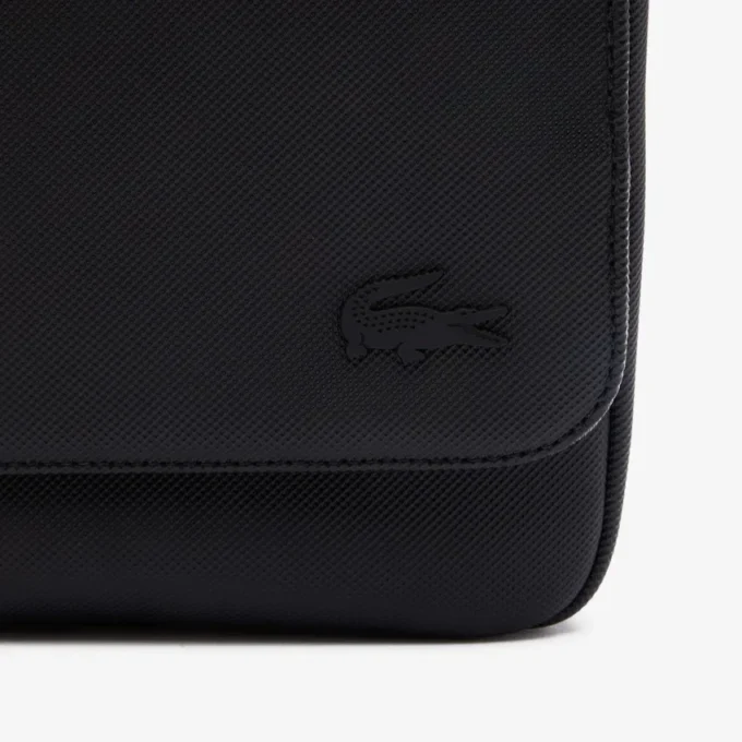 Borsa a tracolla classica con chiusura a patta Borsa a tracolla classica con chiusura a patta