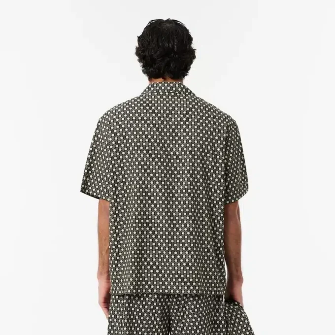 Camicia a maniche corte dalla vestibilità comoda Camicia a maniche corte dalla vestibilità comoda