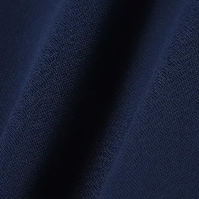Camicia a maniche corte in piqué dalla vestibilità comoda Camicia a maniche corte in piqué dalla vestibilità comoda