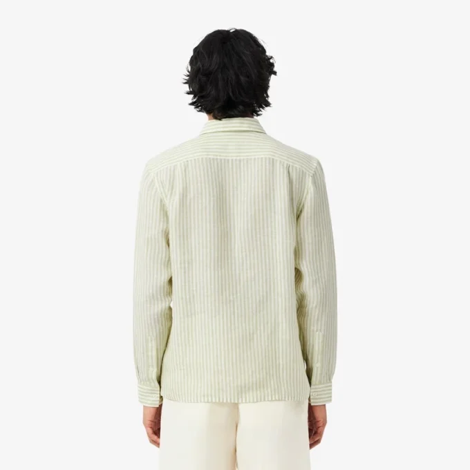 Camicia da uomo in lino a righe dal taglio regolare Camicia da uomo in lino a righe dal taglio regolare