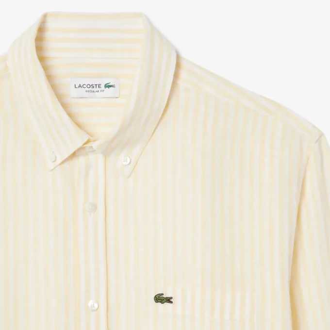 Camicia da uomo in lino a righe dal taglio regolare Camicia da uomo in lino a righe dal taglio regolare