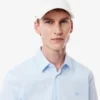 Camicia da uomo slim fit in tessuto elasticizzato con bottoni Camicia da uomo slim fit in tessuto elasticizzato con bottoni