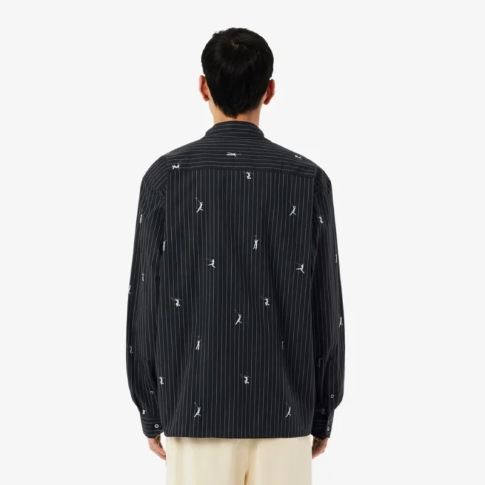 Camicia in cotone ricamata dalla vestibilità comoda Camicia in cotone ricamata dalla vestibilità comoda