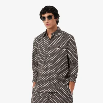 Camicia in cotone stampata dalla vestibilità regolare