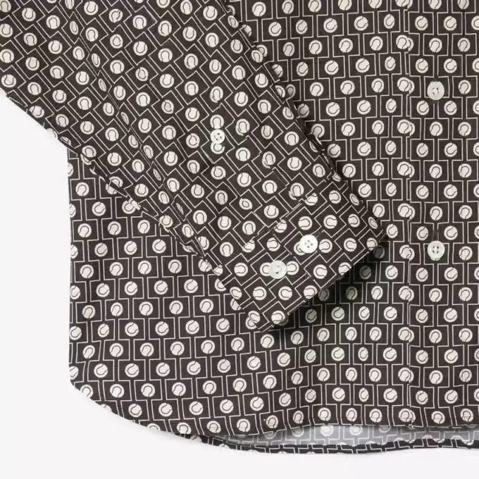 Camicia in cotone stampata dalla vestibilità regolare Camicia in cotone stampata dalla vestibilità regolare