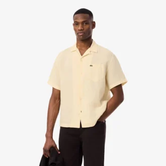 Camicia in lino dalla vestibilità comoda Camicia in lino dalla vestibilità comoda