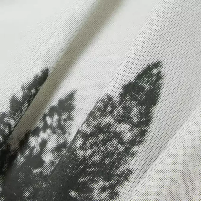 Camicia in twill di cotone stampata dalla vestibilità comoda Camicia in twill di cotone stampata dalla vestibilità comoda