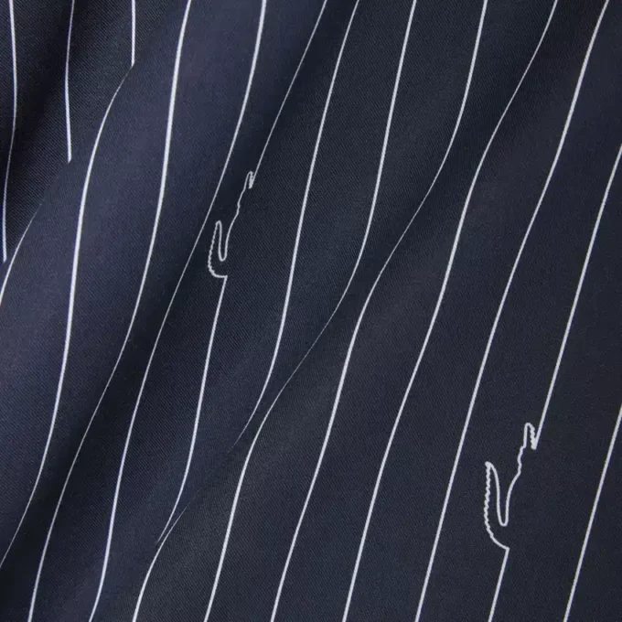Camicia in twill stampato dalla vestibilità comoda Camicia in twill stampato dalla vestibilità comoda