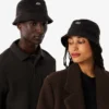 Cappello a secchiello da uomo in velluto a coste