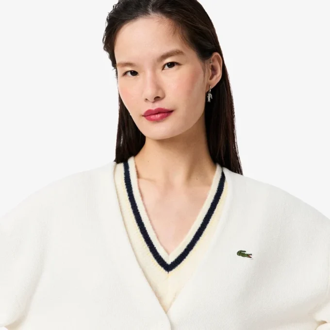 Cardigan da donna in cotone con punto muschio e scollo a V Cardigan da donna in cotone con punto muschio e scollo a V