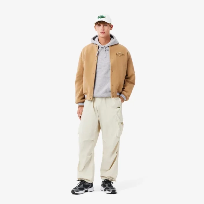 Felpa con cappuccio stampata da uomo dalla vestibilità comoda Felpa con cappuccio stampata da uomo dalla vestibilità comoda