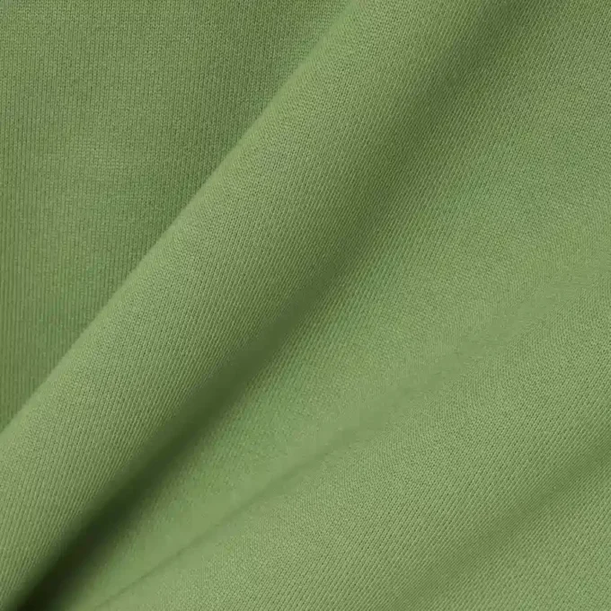 Felpa con collo alto e zip in rilievo Felpa con collo alto e zip in rilievo