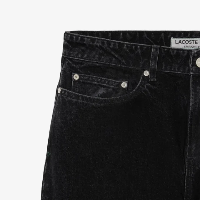 Jeans indaco da uomo a 5 tasche e taglio dritto Jeans indaco da uomo a 5 tasche e taglio dritto