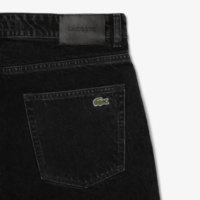 Jeans indaco da uomo a 5 tasche e taglio dritto Jeans indaco da uomo a 5 tasche e taglio dritto