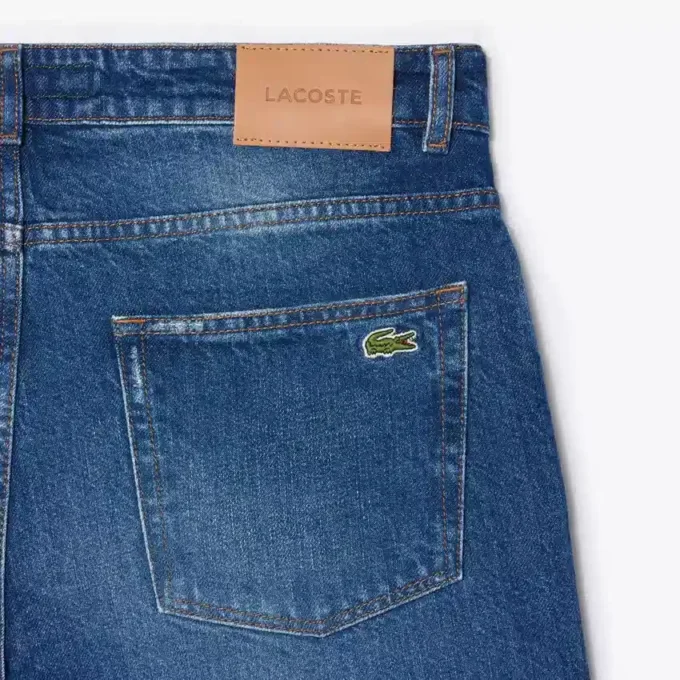 Jeans indaco da uomo a 5 tasche e taglio dritto Jeans indaco da uomo a 5 tasche e taglio dritto