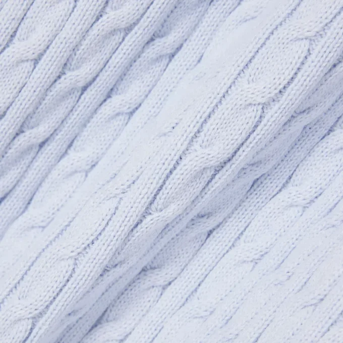 Maglione a righe con collo a polo e lavorazione a trecce Maglione a righe con collo a polo e lavorazione a trecce
