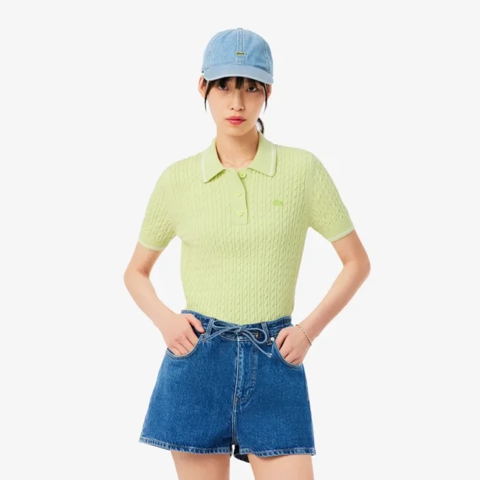 Maglione a righe con collo a polo in maglia a trecce Maglione a righe con collo a polo in maglia a trecce
