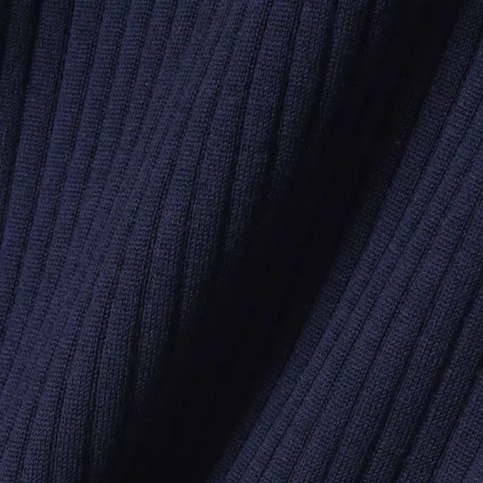 Maglione da donna a maniche corte in maglia a coste di lana merino Maglione da donna a maniche corte in maglia a coste di lana merino
