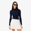 Maglione da donna in lana merino a collo alto con lavorazione a coste Maglione da donna in lana merino a collo alto con lavorazione a coste