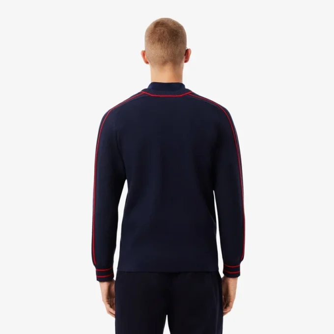 Maglione da uomo a righe con scollo a V della collezione Archive Edition Maglione da uomo a righe con scollo a V della collezione Archive Edition