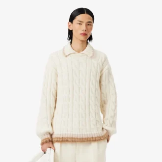 Maglione in lana con collo polo e lavorazione a trecce