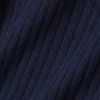 Maglione in lana merino con collo a polo e lavorazione a costine 3D Maglione in lana merino con collo a polo e lavorazione a costine 3D