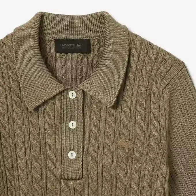 Maglione Runway con collo a polo e lavorazione a trecce Maglione Runway con collo a polo e lavorazione a trecce