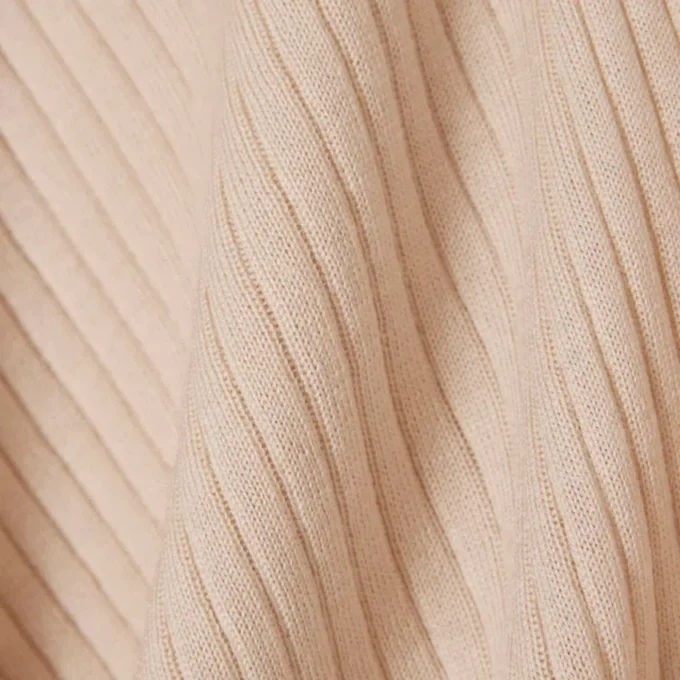 Maglione senza maniche in maglia 3D di lana merino Maglione senza maniche in maglia 3D di lana merino