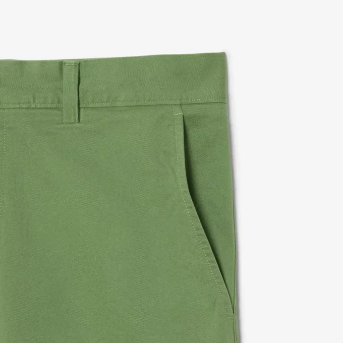Pantaloncini chino in twill elasticizzato Pantaloncini chino in twill elasticizzato