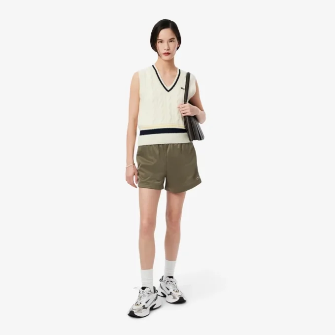 Pantaloncini da donna in jersey satinato a righe pointelle Pantaloncini da donna in jersey satinato a righe pointelle