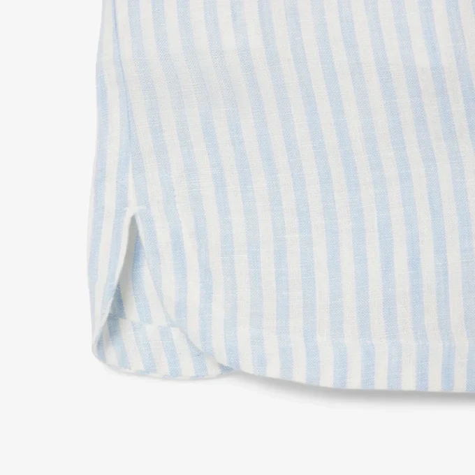 Pantaloncini da donna in lino a righe dal taglio comodo Pantaloncini da donna in lino a righe dal taglio comodo