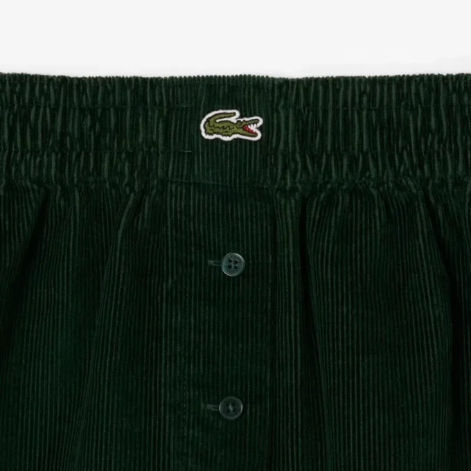 Pantaloncini da donna in velluto a coste dal taglio comodo Pantaloncini da donna in velluto a coste dal taglio comodo