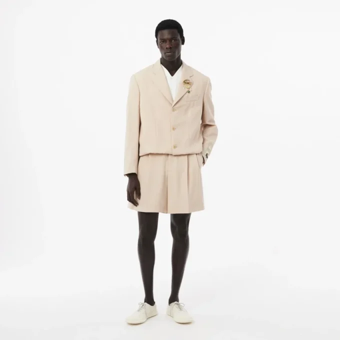 Pantaloncini da uomo in lana aderenti da passerella Pantaloncini da uomo in lana aderenti da passerella