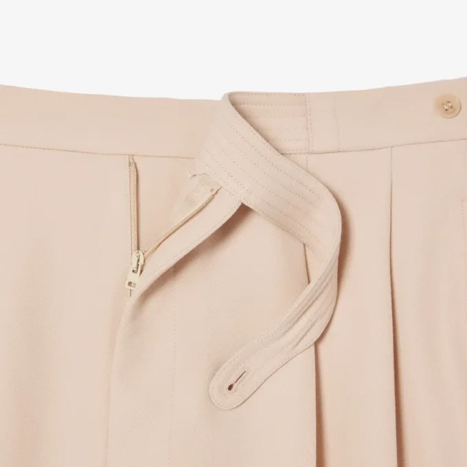 Pantaloncini da uomo in lana aderenti da passerella Pantaloncini da uomo in lana aderenti da passerella