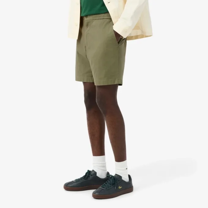 Pantaloncini in cotone elasticizzato dalla vestibilità regolare Pantaloncini in cotone elasticizzato dalla vestibilità regolare