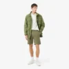 Pantaloncini in pile con striscia logo e vestibilità regolare