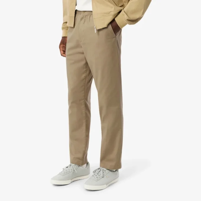 Pantaloni chino da uomo in cotone dalla vestibilità regolare Pantaloni chino da uomo in cotone dalla vestibilità regolare