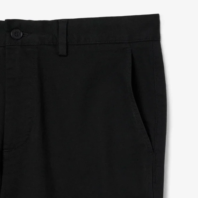 Pantaloni chino in cotone dalla vestibilità regolare Pantaloni chino in cotone dalla vestibilità regolare