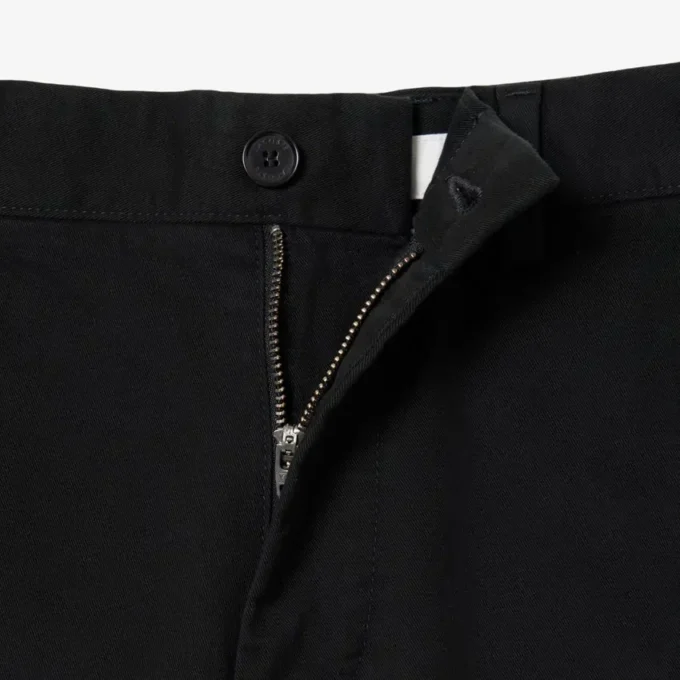 Pantaloni chino in cotone dalla vestibilità regolare Pantaloni chino in cotone dalla vestibilità regolare