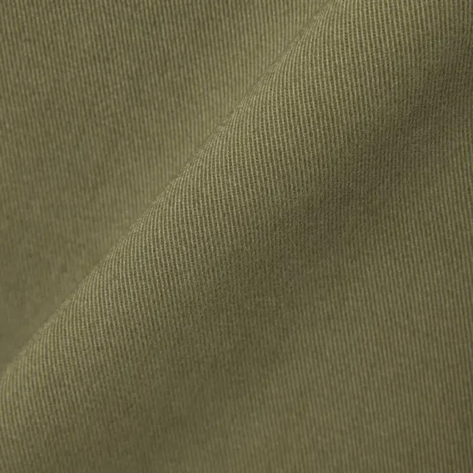 Pantaloni chino in cotone dalla vestibilità regolare Pantaloni chino in cotone dalla vestibilità regolare