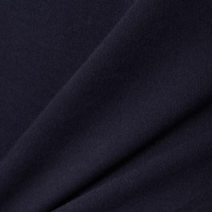 Pantaloni chino in cotone dalla vestibilità regolare Pantaloni chino in cotone dalla vestibilità regolare