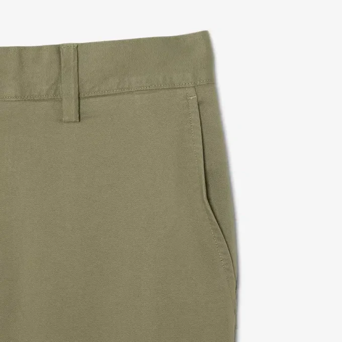 Pantaloni chino slim fit in twill elasticizzato Pantaloni chino slim fit in twill elasticizzato