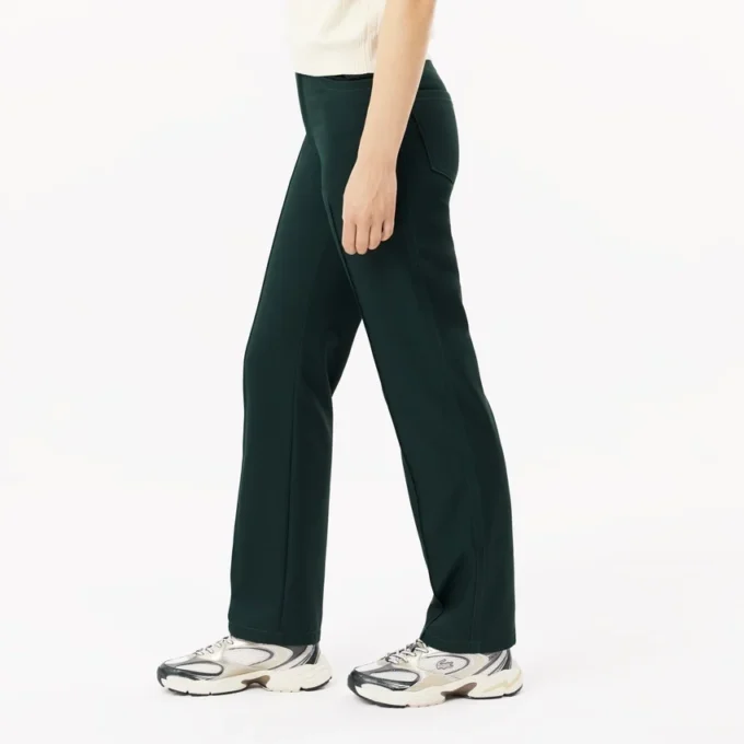 Pantaloni da donna a vestibilità dritta con dettagli a vista Pantaloni da donna a vestibilità dritta con dettagli a vista