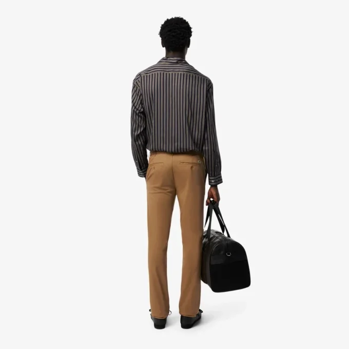 Pantaloni slim fit in cotone elasticizzato da uomo Pantaloni slim fit in cotone elasticizzato da uomo